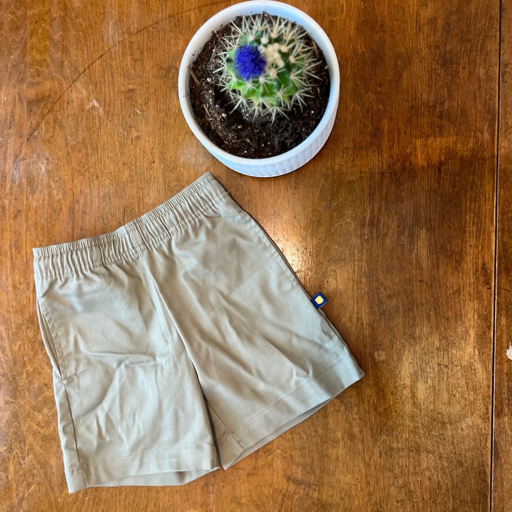 Dennis Boys XS Khaki Uniform Shorts Pull On Y5 NWT School